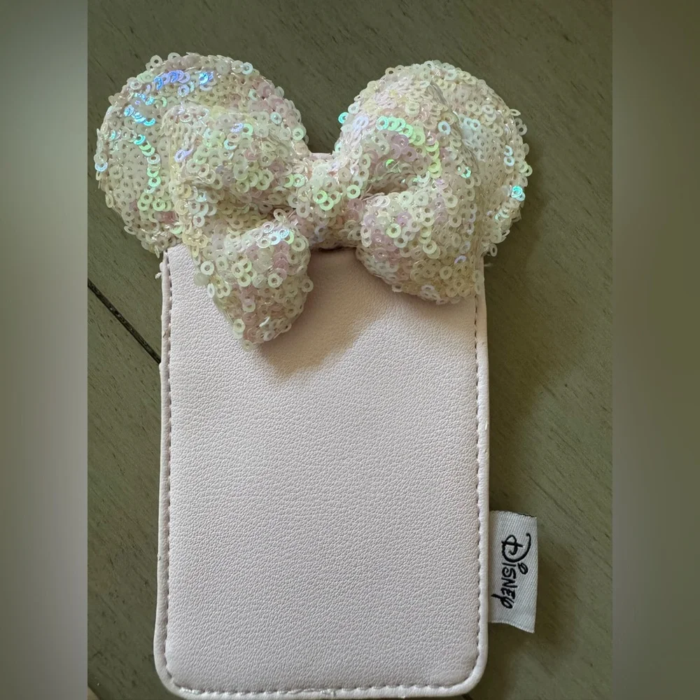 Disney Loungefly Minnie Wallet - Picture 3 of 4